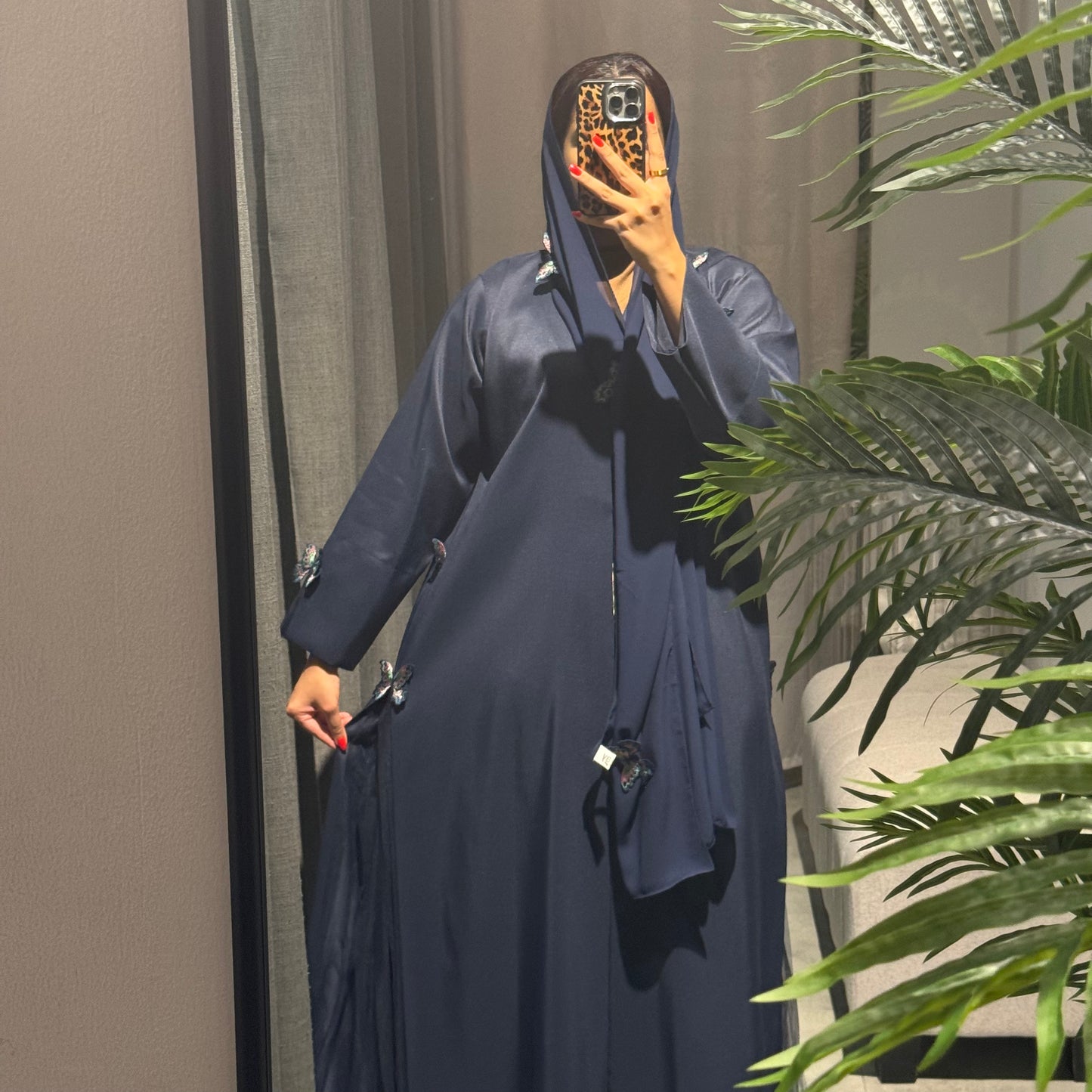Butterfly with toor in crepe fabric