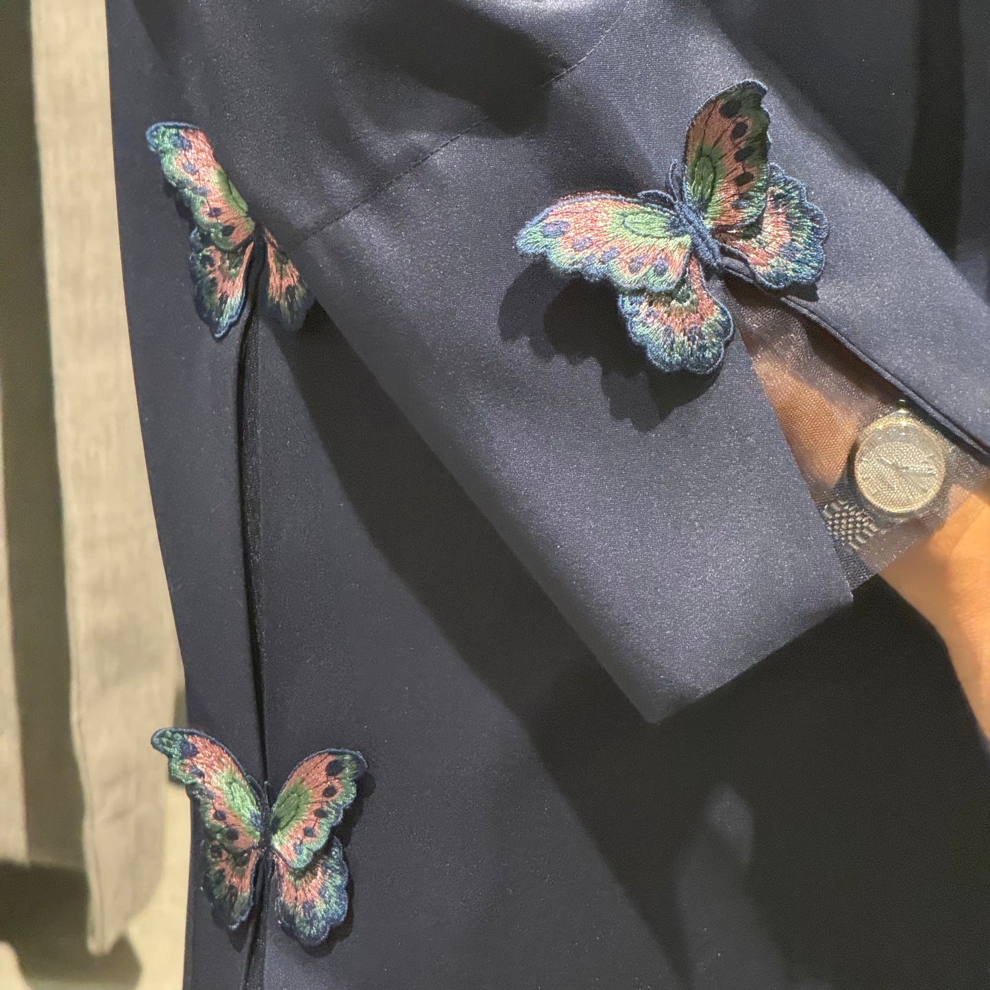 Butterfly with toor in crepe fabric