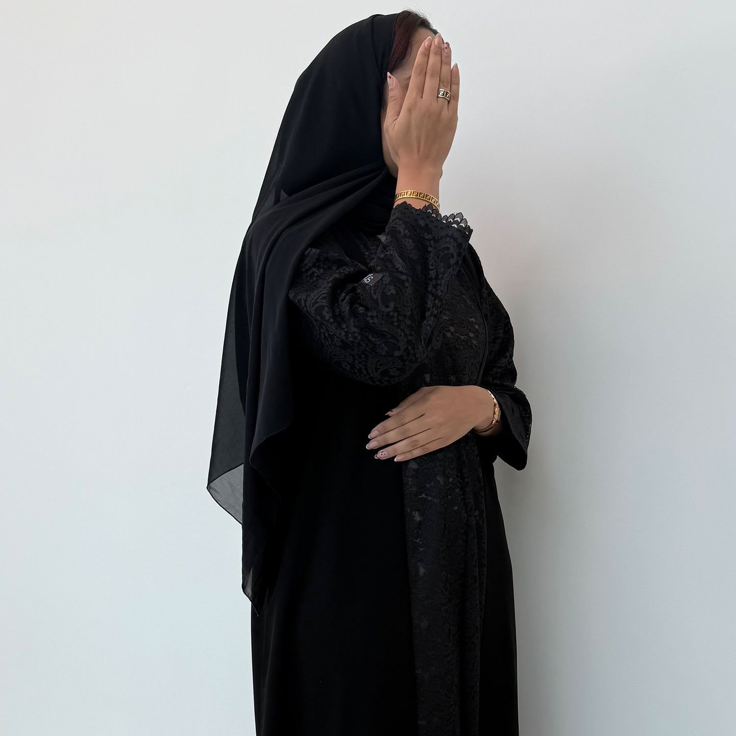 Abaya with Black dantel