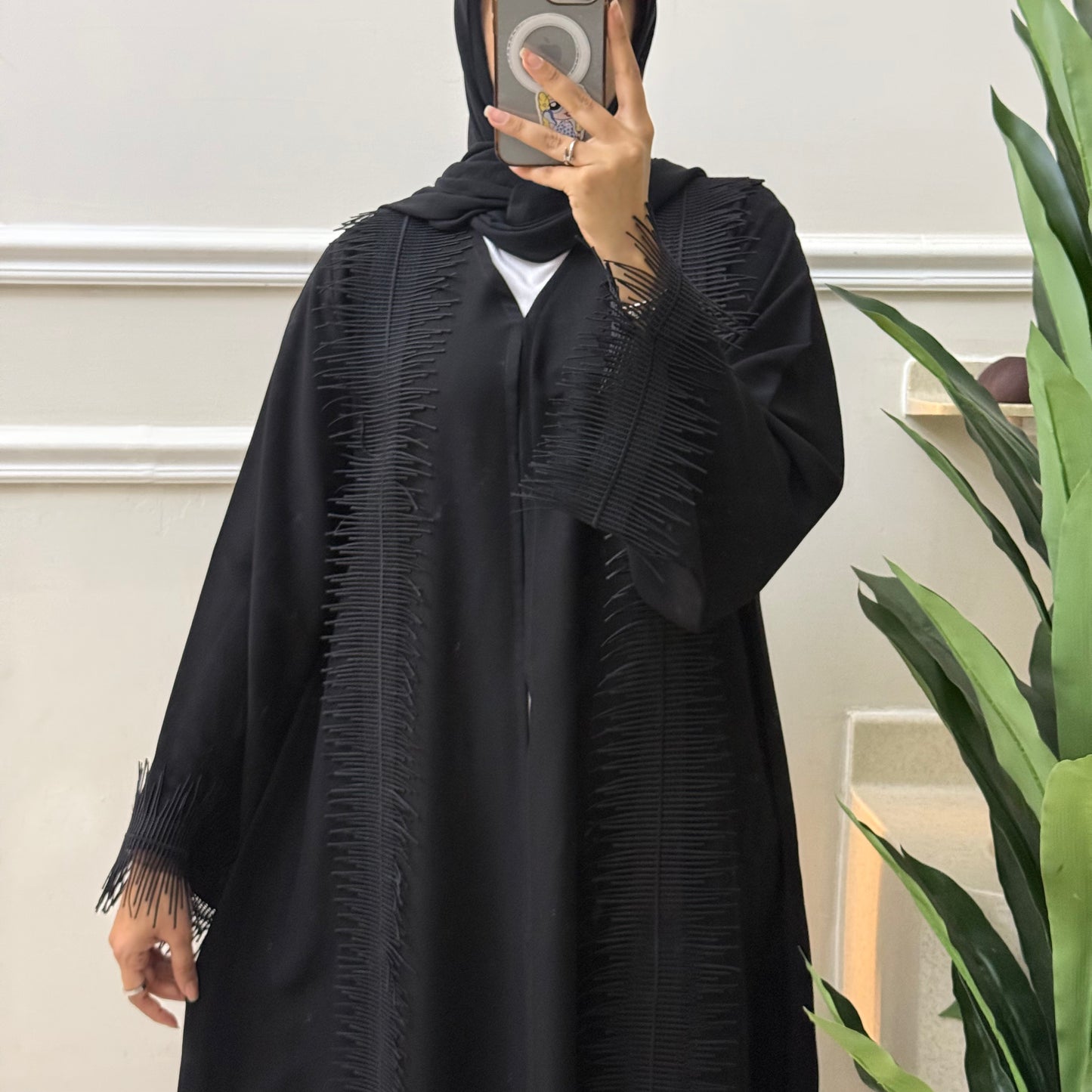 Spiky dantel leaves abaya with nada fabric