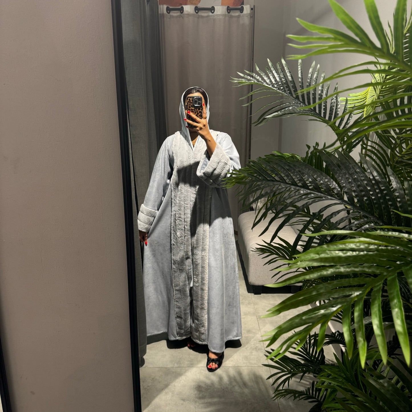 Suede and wool Abaya - Light Grey