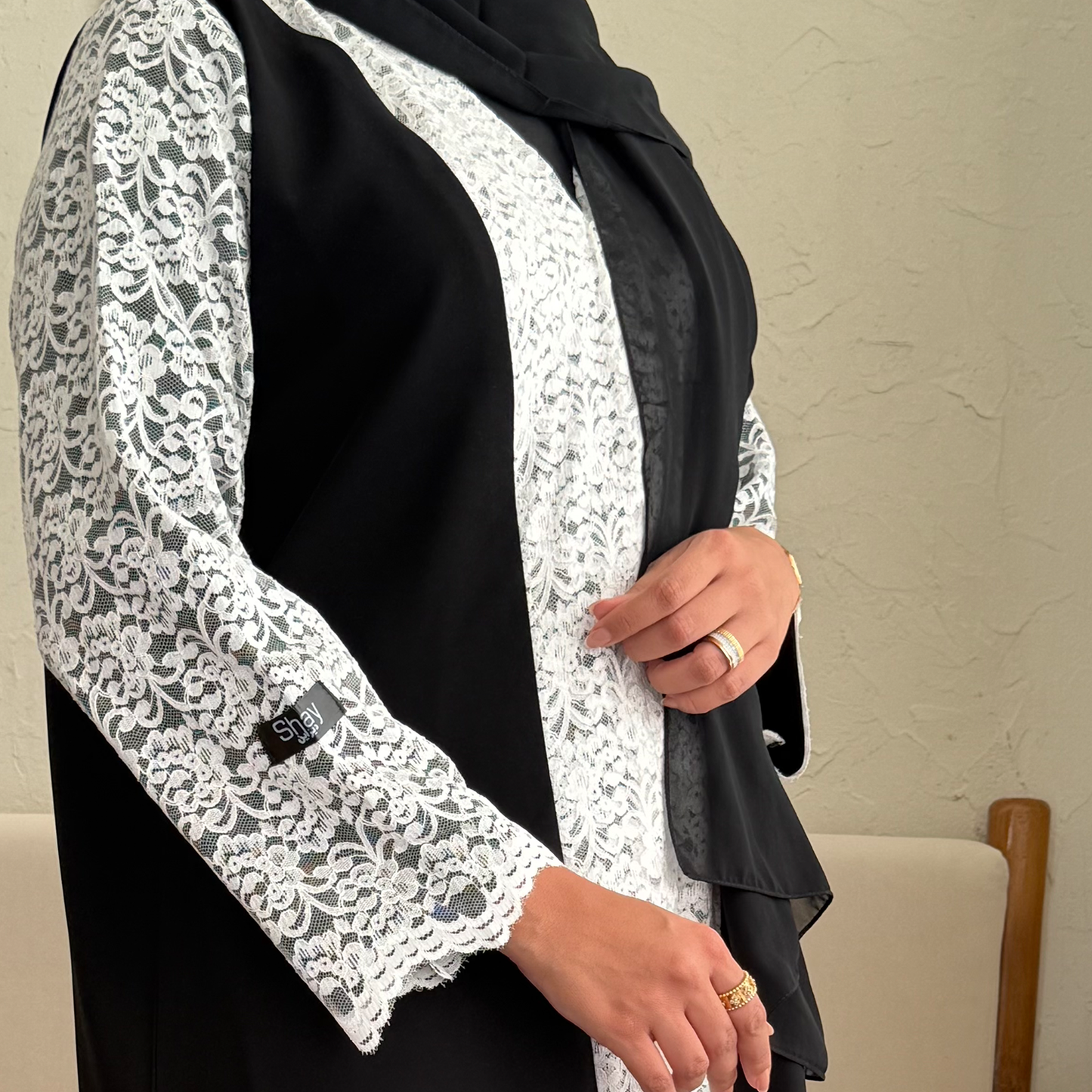 Abaya with White dantel
