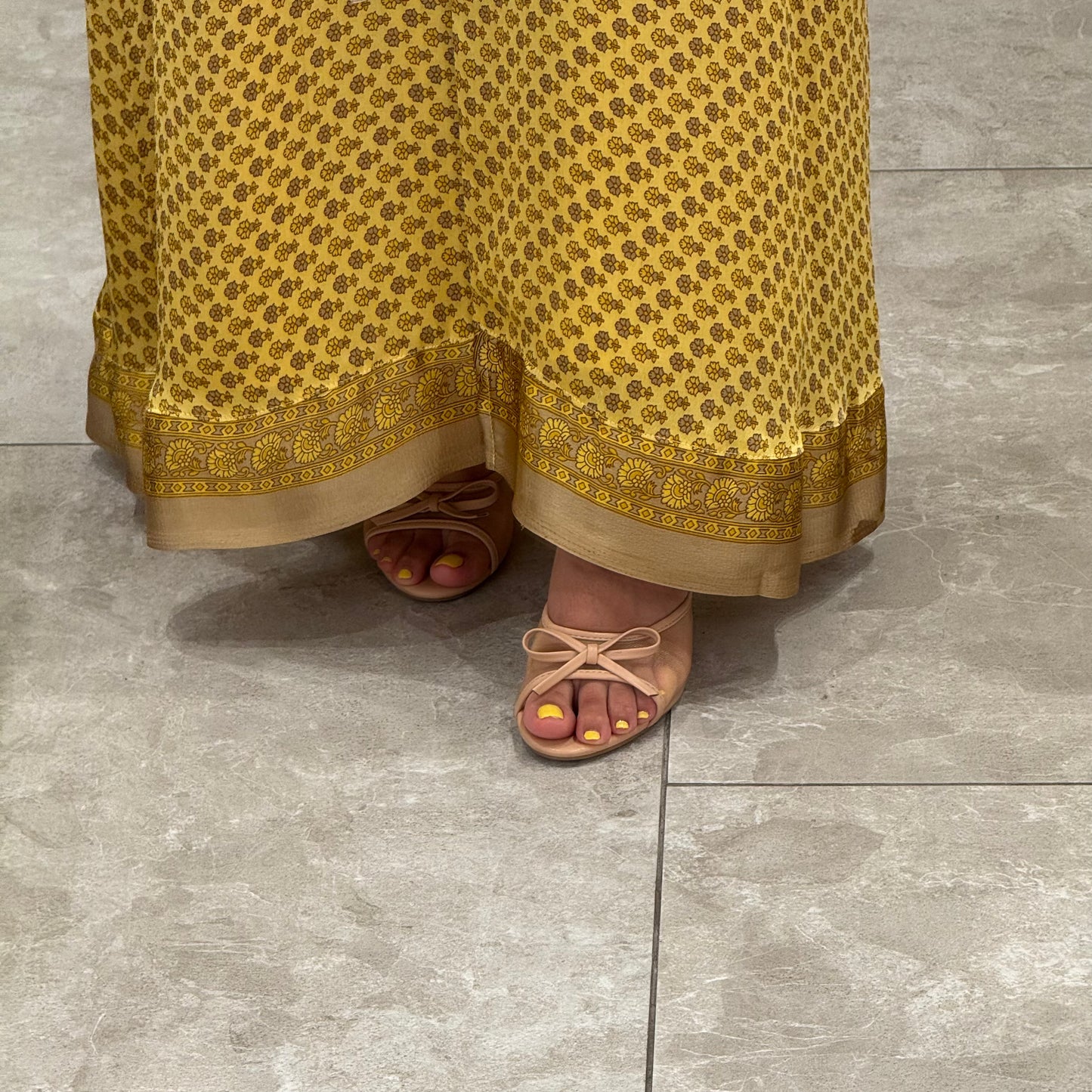 Indian Yellow Style Abaya