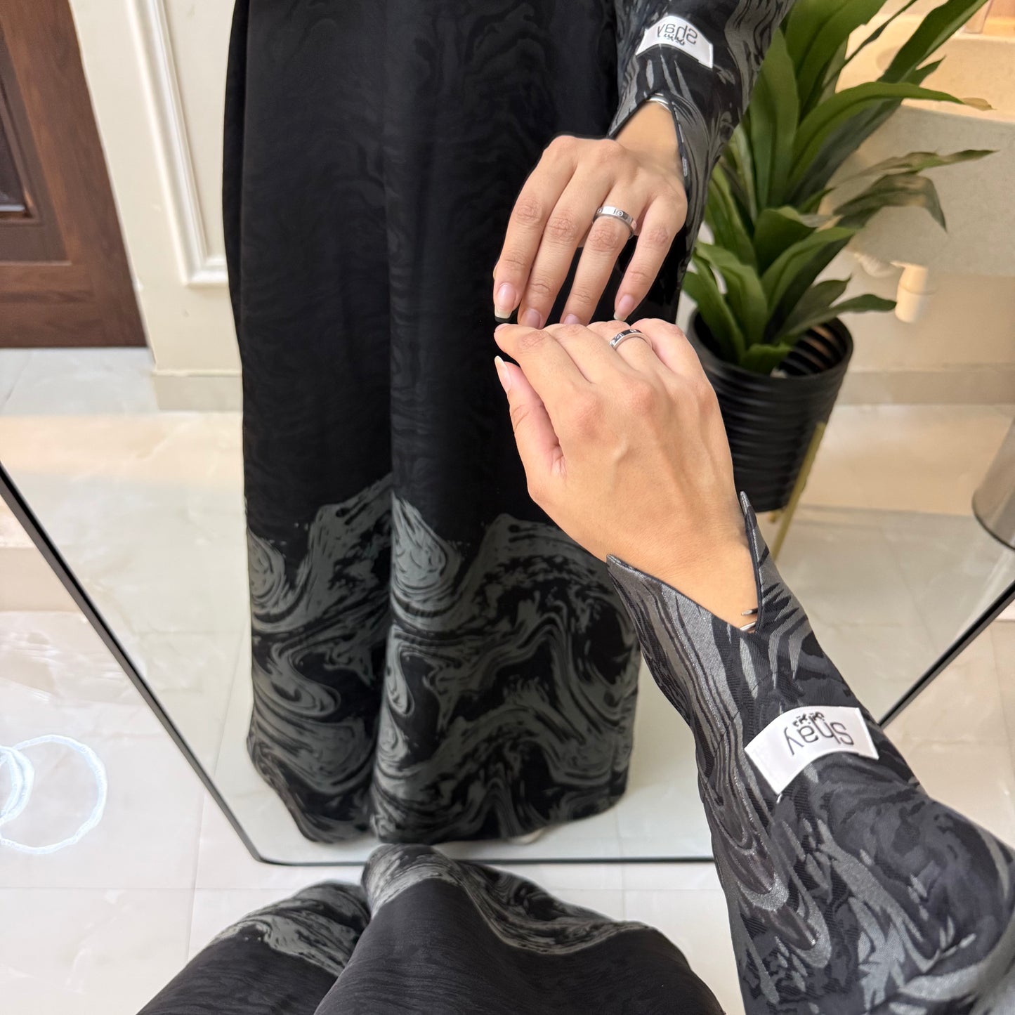 Grey printed abaya with luxury fabric