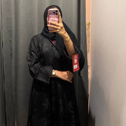 Abaya with black color with flowers pattern