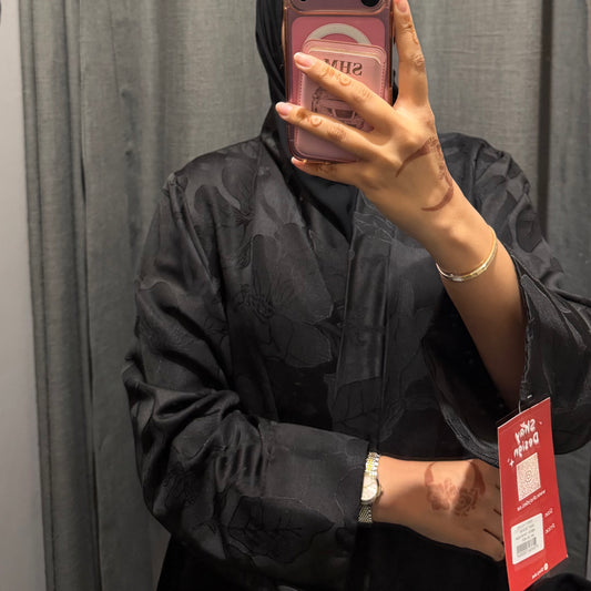 Abaya with black color and flowers pattern 2