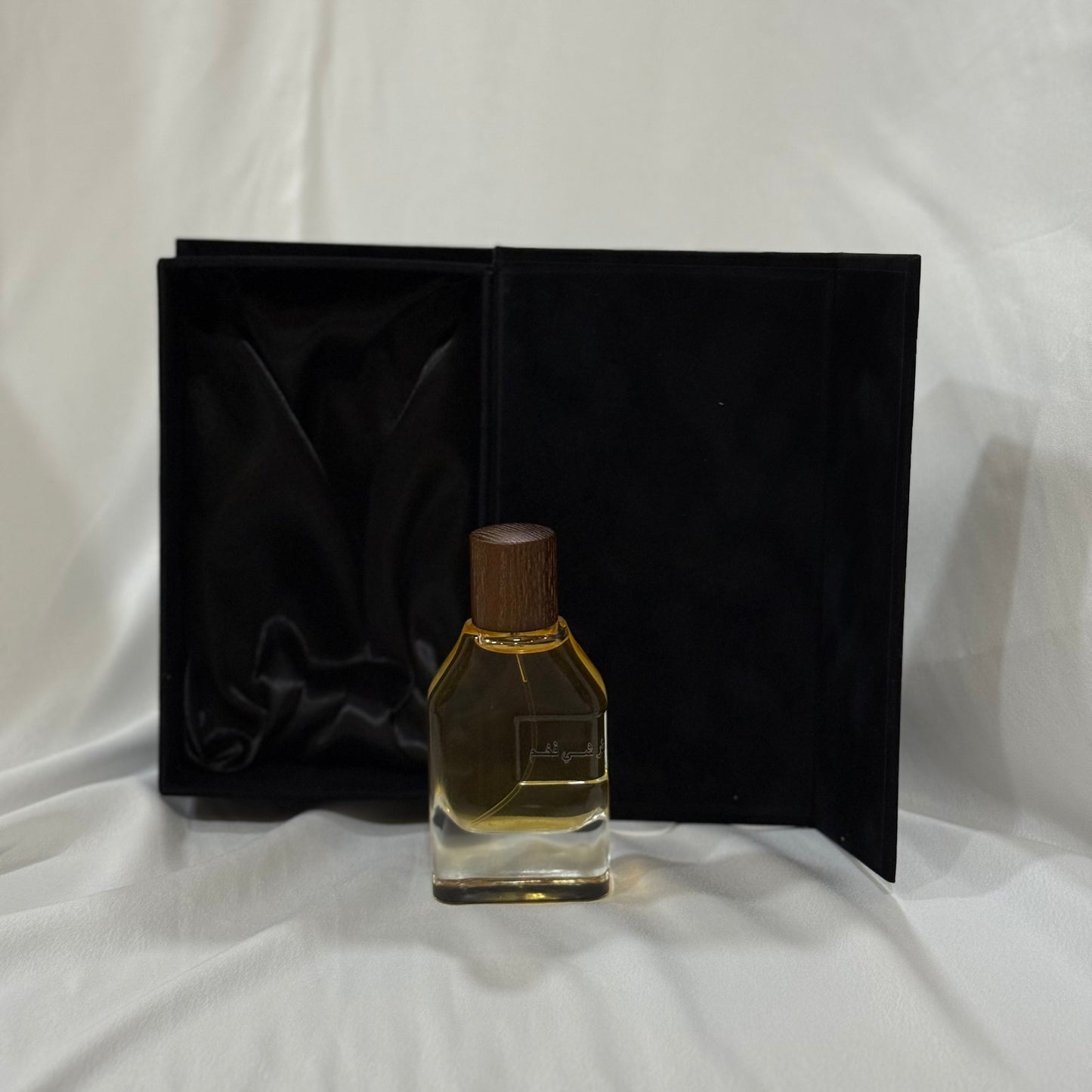 Shay Fakhm Perfume