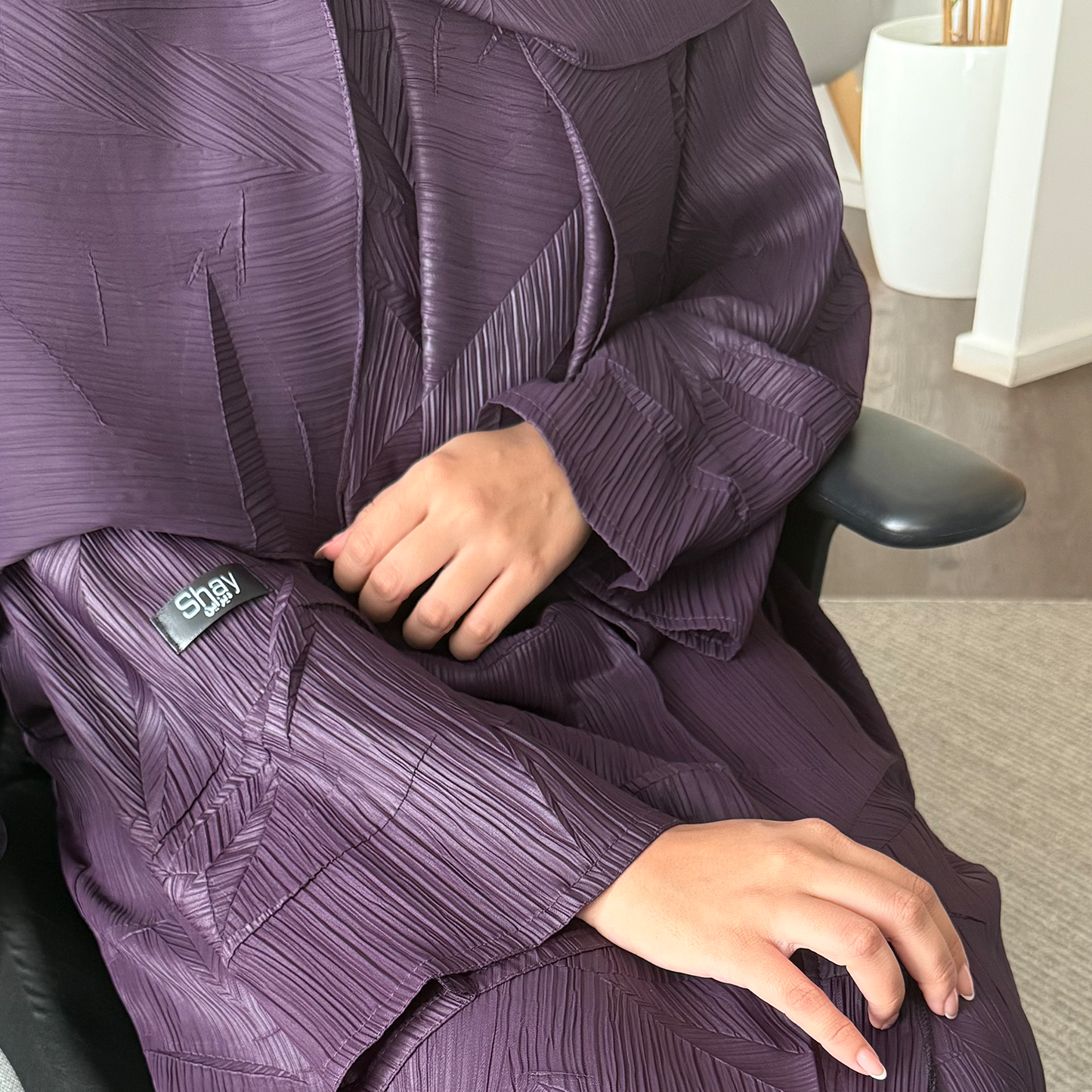 Abaya with grey and purple fabric