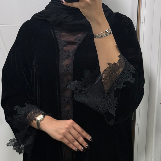 A black abaya with velvet fabric and dantel