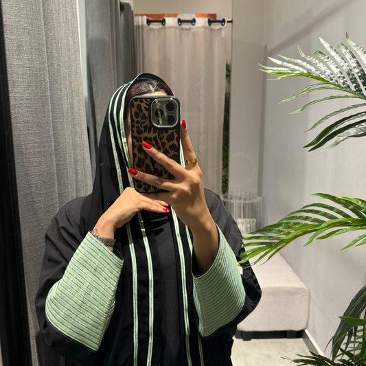 Tali in light green