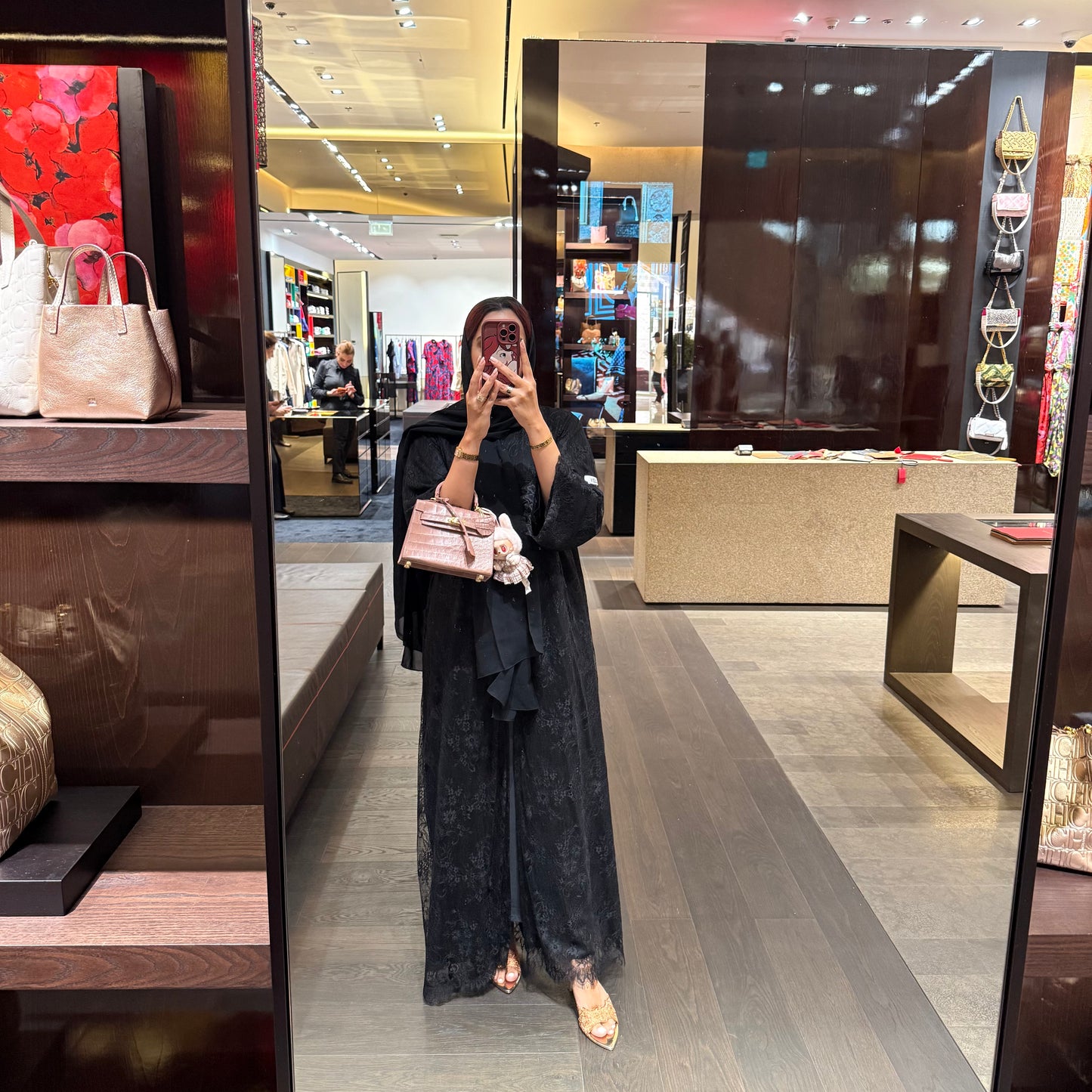 Dantel abaya with black fabric
