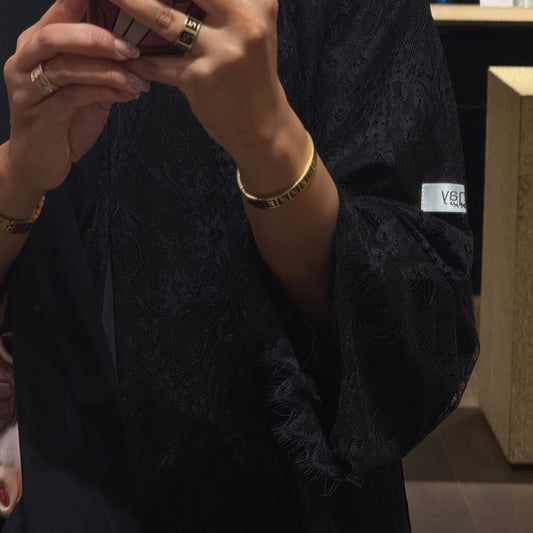 Dantel abaya with black fabric