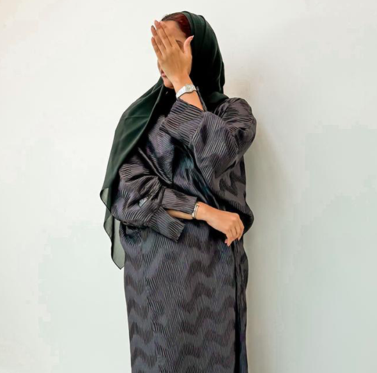 Abaya with grey and dark green fabric