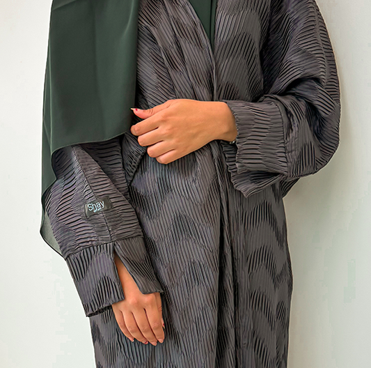 Abaya with grey and dark green fabric