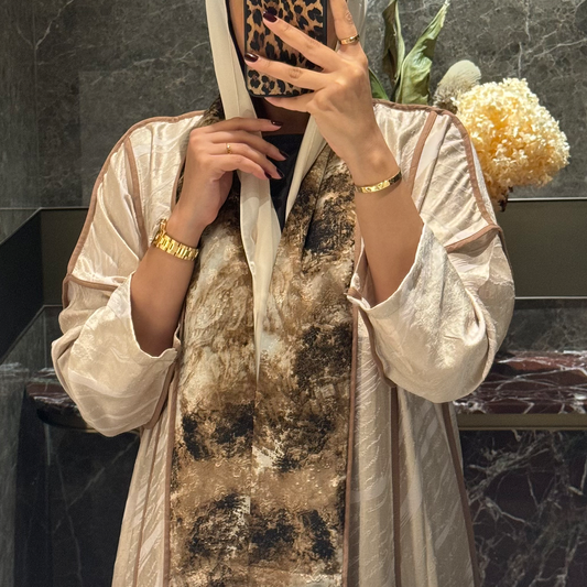 Abaya with marble brown